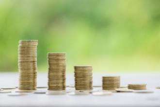 Rodrigo Balassiano explains how structured funds with securitization guarantees bring transparency and risk management to investors.