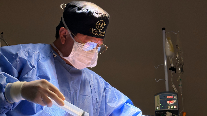 Innovations in plastic surgery should prioritize safety and well-being, emphasizes Milton Seigi Hayashi.